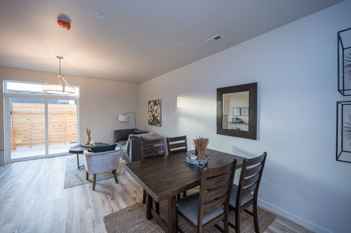 Condo for rent at 334 9th Ave SE, Puyallup, WA 98372