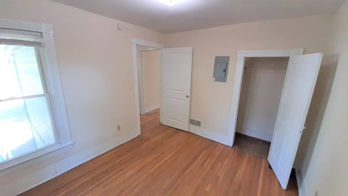 Apartment for rent at 410 S Aurora St, Ithaca, NY 14850