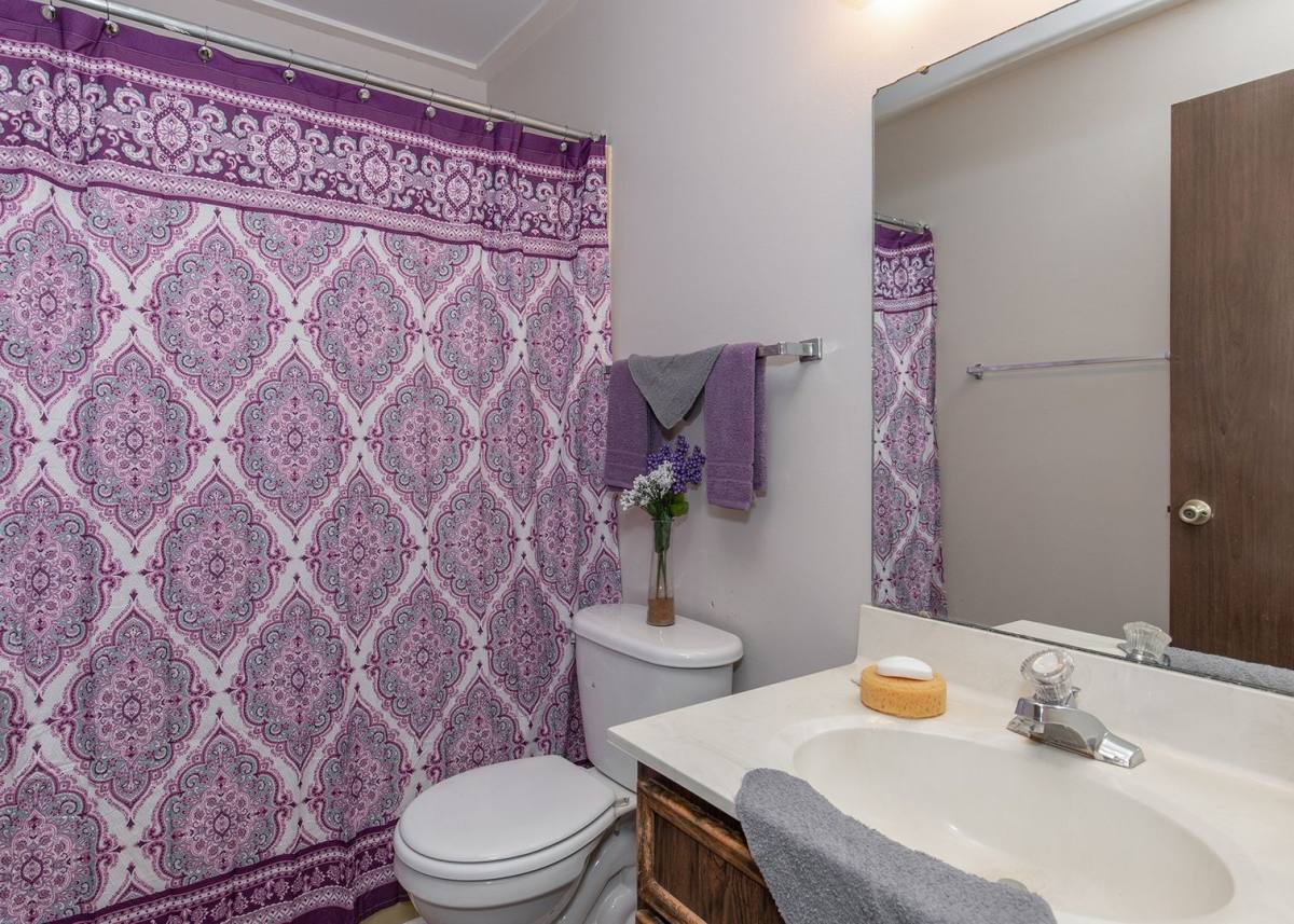 Apartment for rent at 905 17th St, Bettendorf, IA 52722