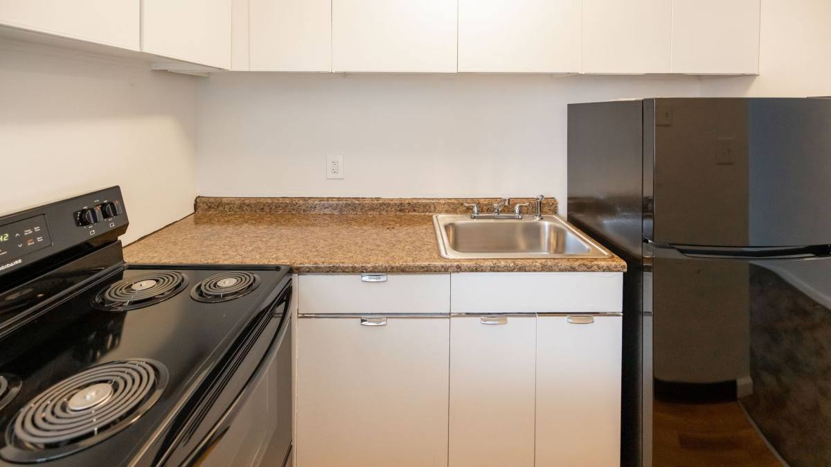 Apartment for rent at 1005-1015 Willowbrook Dr, Greensburg, PA 15601