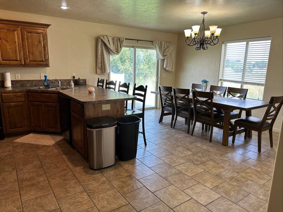 House for rent at 674 Tanglewood Dr, Rexburg, ID 83440