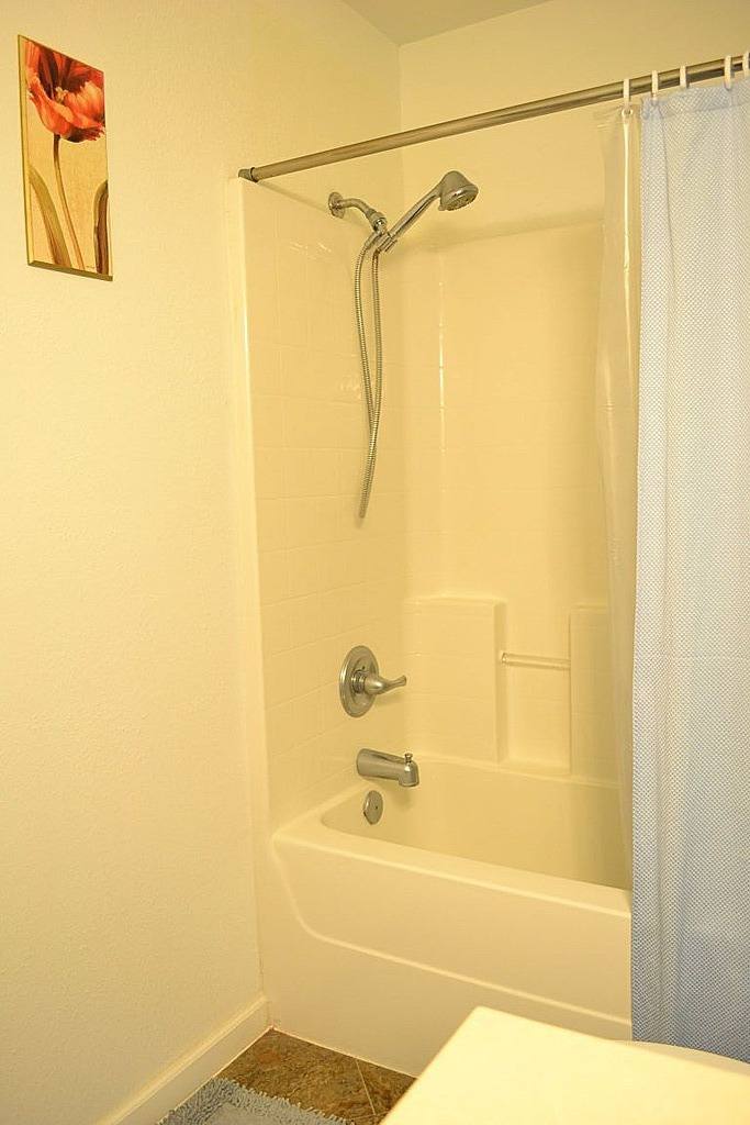Condo for rent at 904 University Oaks Blvd, College Station, TX 77840