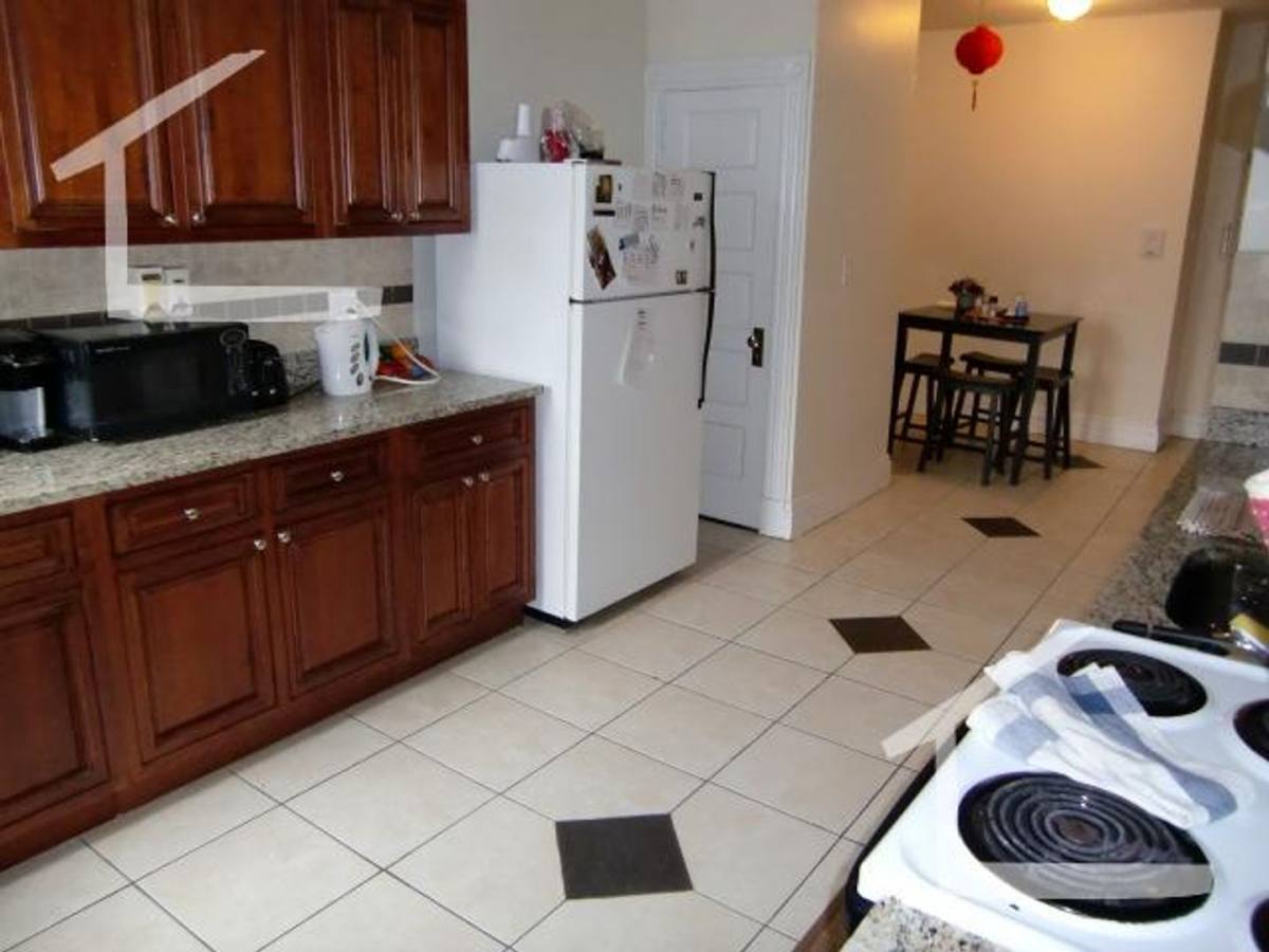 House for rent at 26 Euston St #5, Brookline, MA 02446