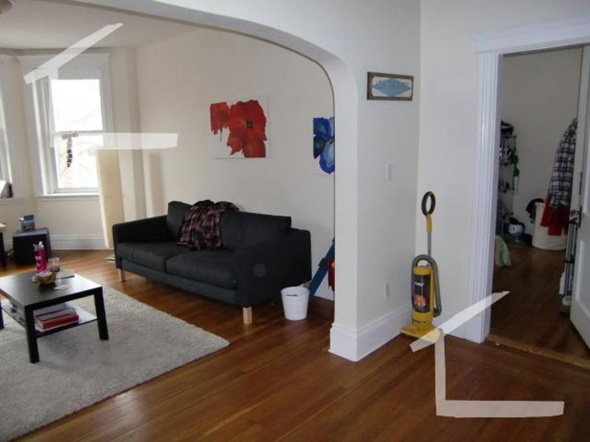 House for rent at 26 Euston St #5, Brookline, MA 02446