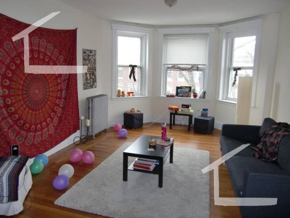 House for rent at 26 Euston St #5, Brookline, MA 02446