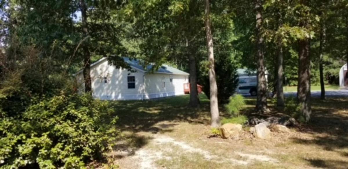 Townhouse for rent at 18355 Bauer Rd, Lexington Park, MD 20653