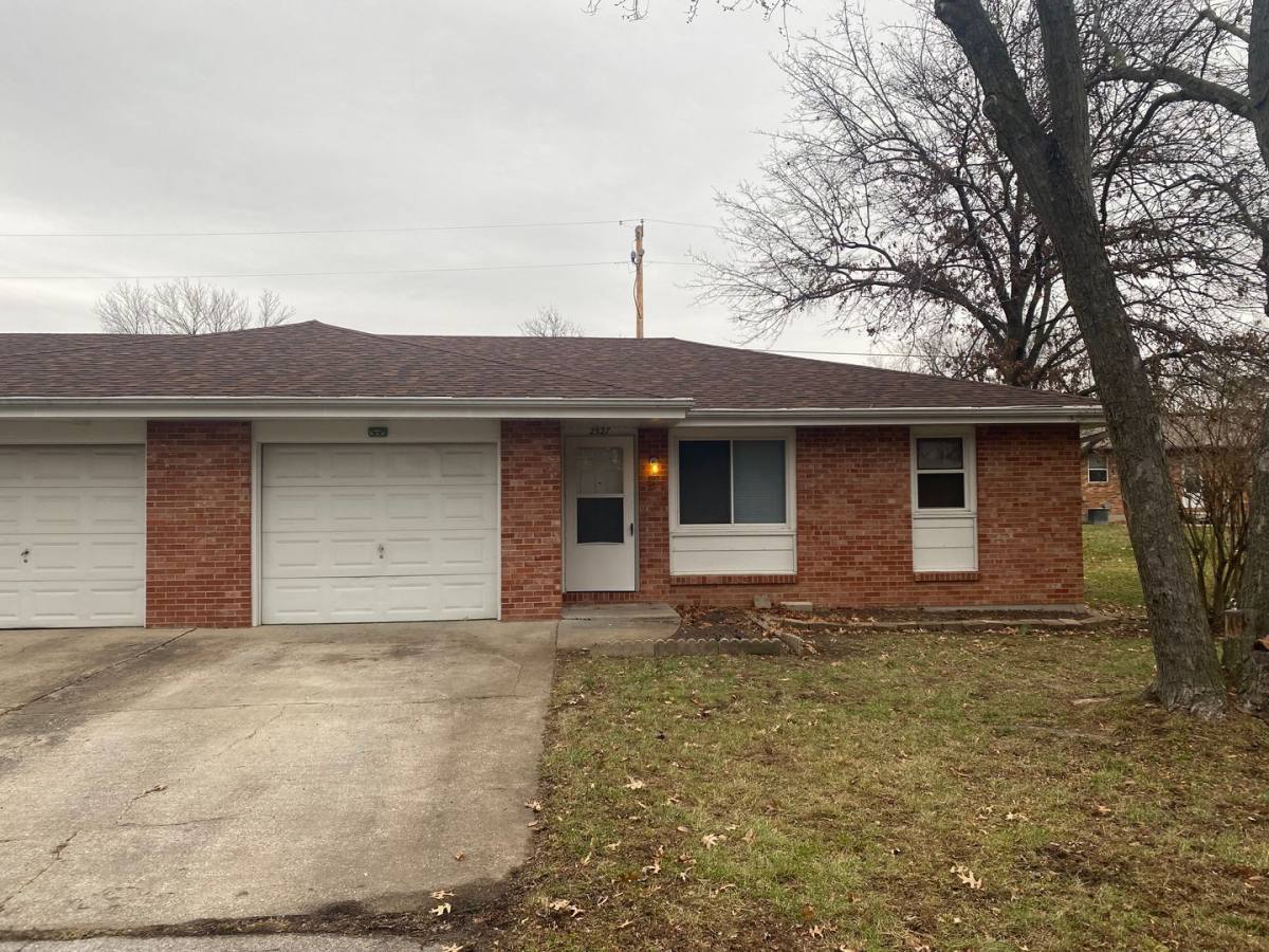 Townhouse for rent at 2525-2527 Heying Dr, Columbia, MO 65202