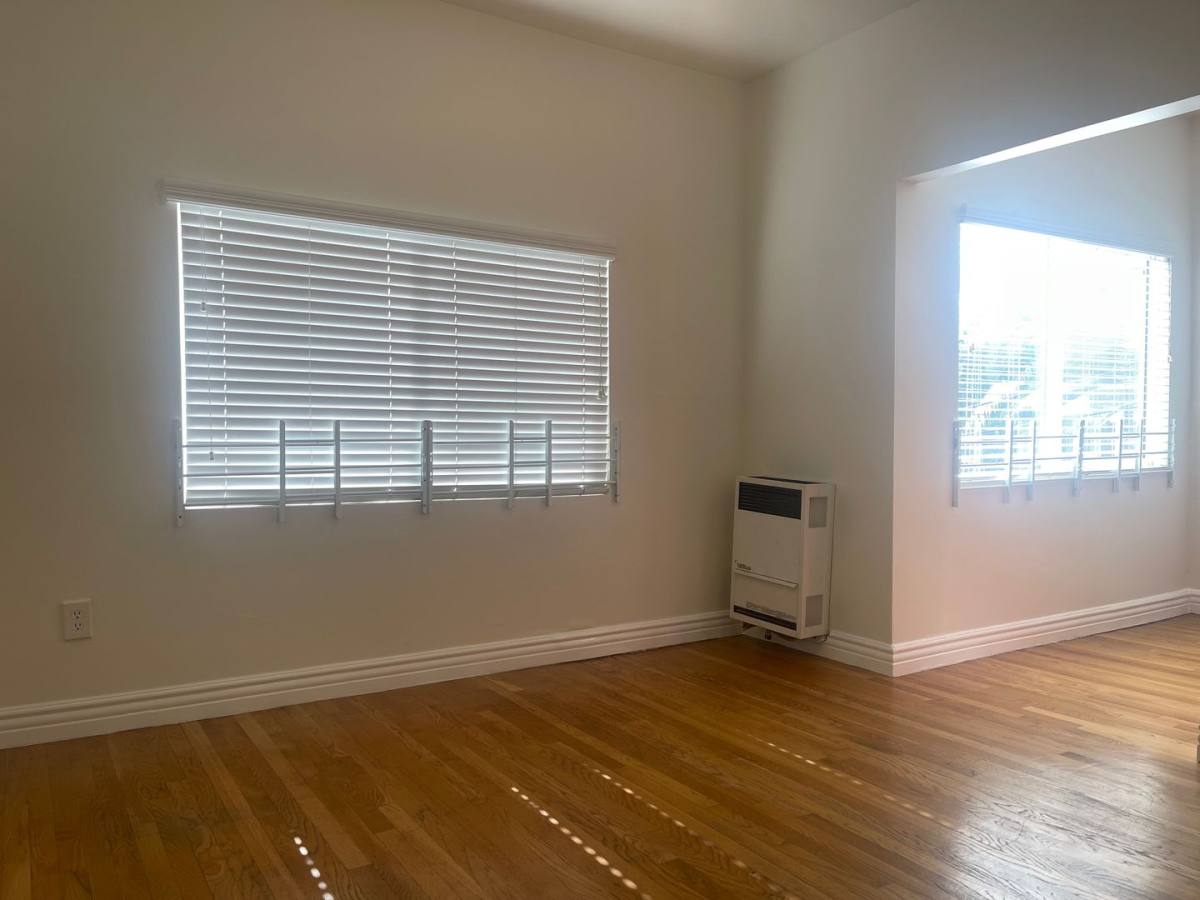 Apartment for rent at 719 N Madison Ave, Los Angeles, CA 90029