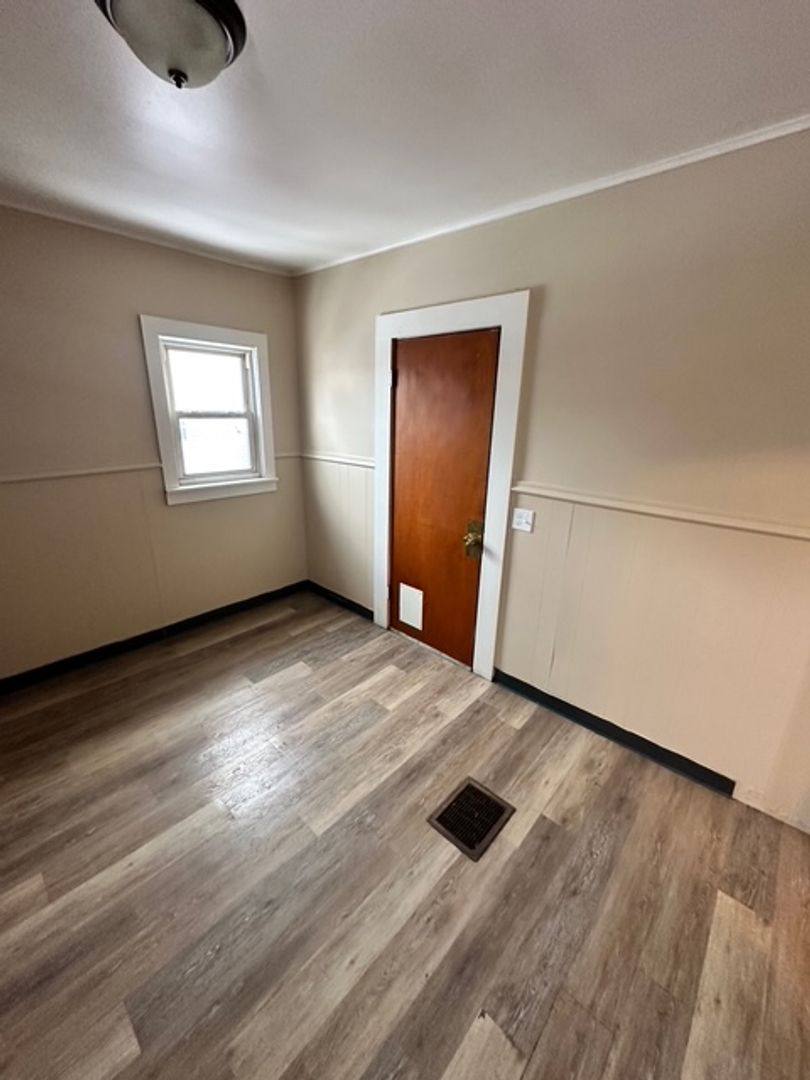 Apartment for rent at 490 Glenwood Ave, Rochester, NY 14613