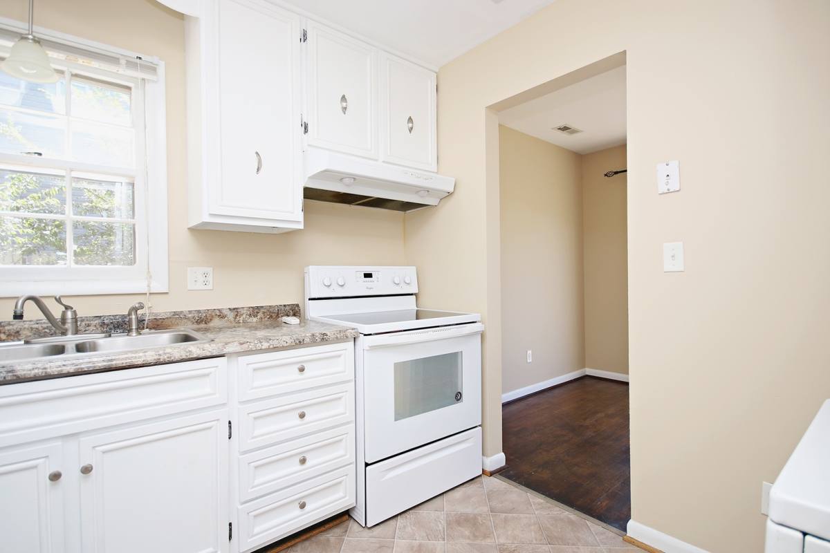 Townhouse for rent at 2512 Fontaine Ave, Charlottesville, VA 22903