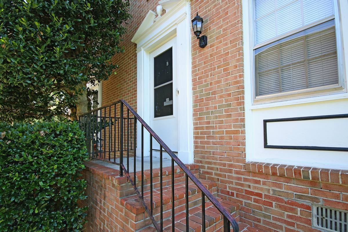 Townhouse for rent at 2512 Fontaine Ave, Charlottesville, VA 22903
