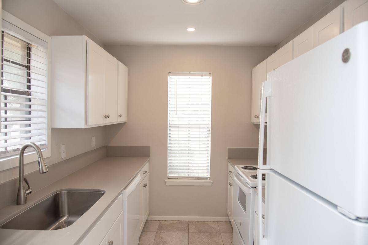 Townhouse for rent at 804 San Saba, College Station, TX 77845