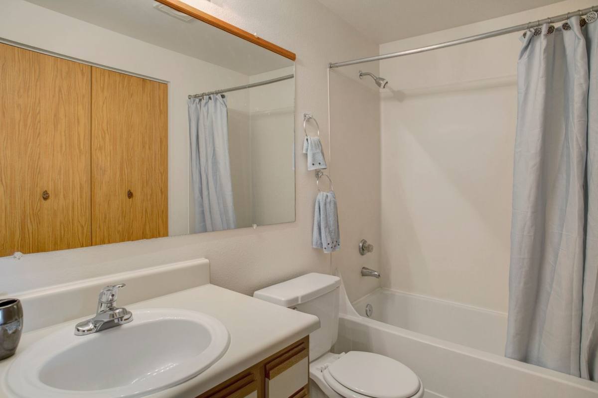 Apartment for rent at 3717 148th St SW, Lynnwood, WA 98087