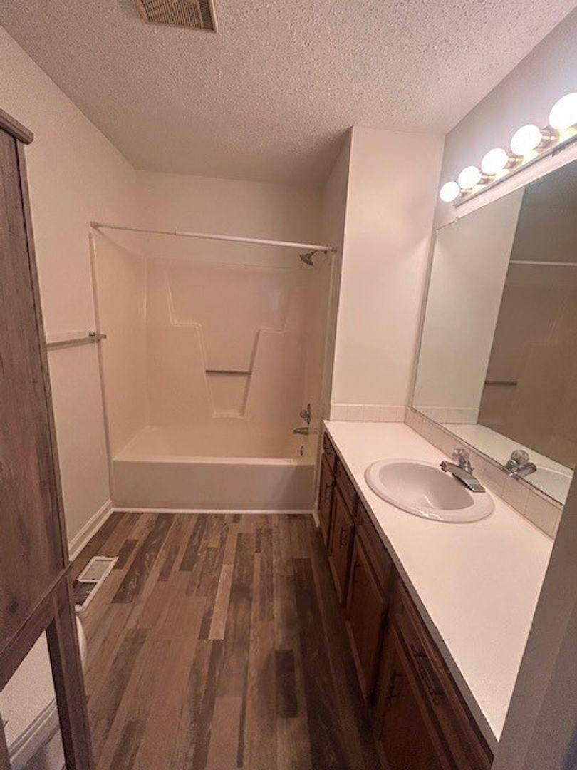 Apartment for rent at 133 Columbine Dr, Winston Salem, NC 27106