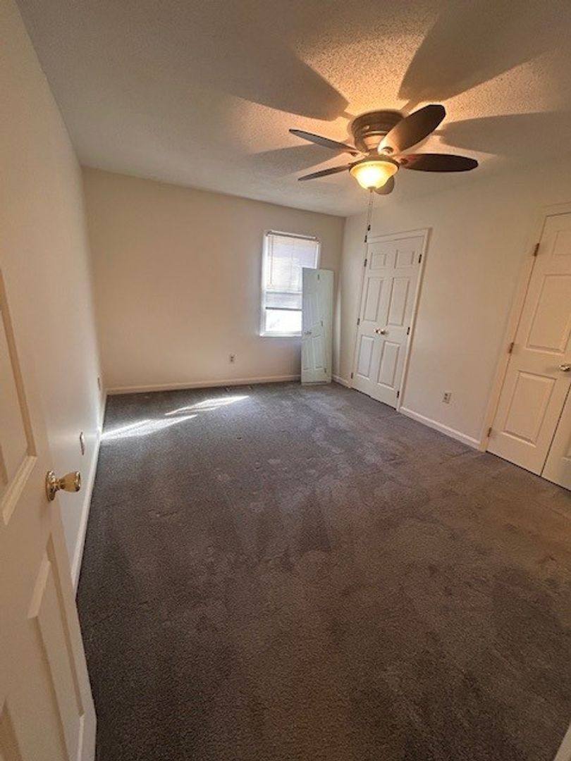 Apartment for rent at 133 Columbine Dr, Winston Salem, NC 27106