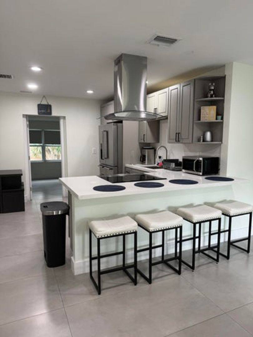 House for rent at 2314 Pinecrest Court, West Palm Beach, FL 33415