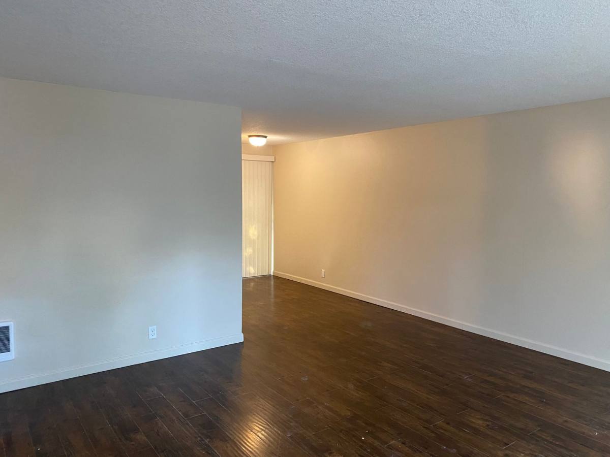 Apartment for rent at 1604 Bryant St, Vancouver, WA 98661