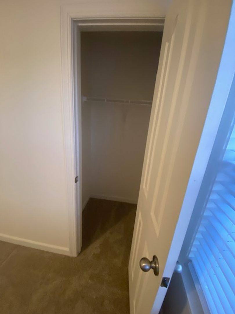 Townhouse for rent at 500 Springwood Dr, Jacksonville, NC 28546