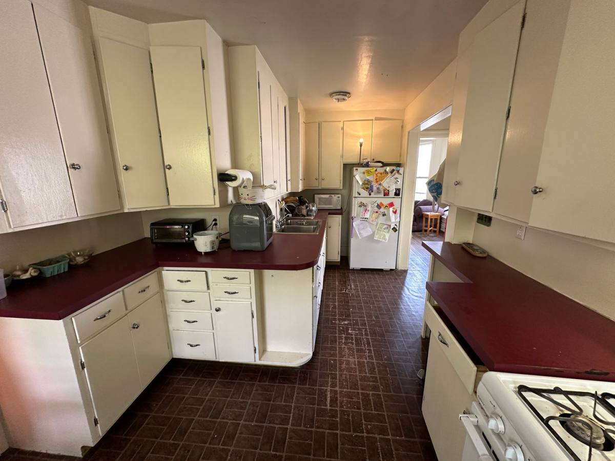 Apartment for rent at 403 S Cayuga St, Ithaca, NY 14850