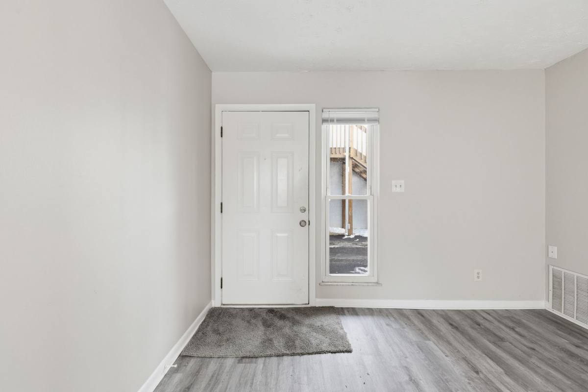 Apartment for rent at 695 Riverview Dr, Columbus, OH 43202