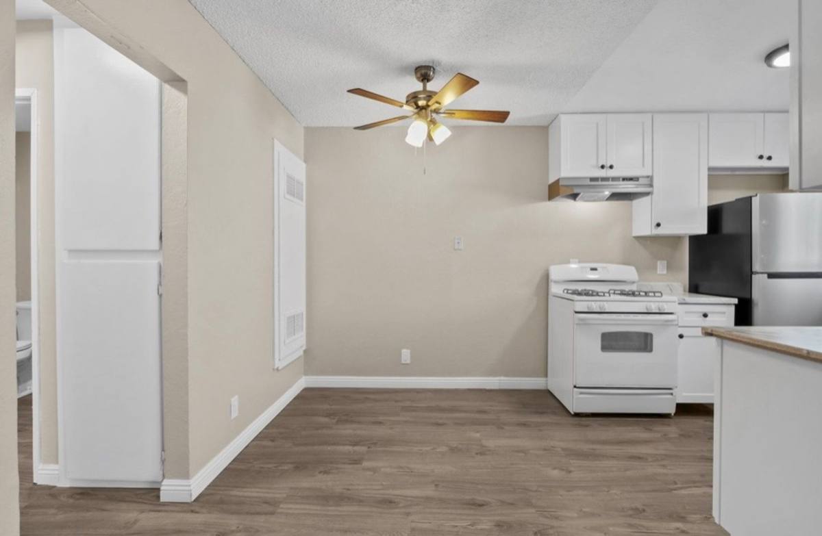 Apartment for rent at 1356 W Stoneridge Court, Ontario, CA 91762