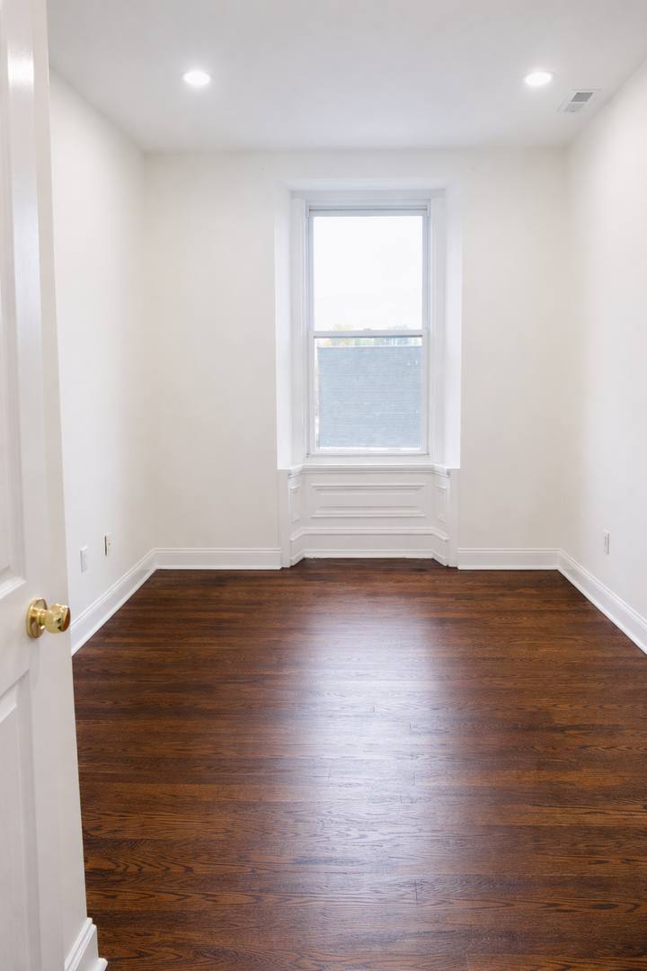 Apartment for rent at 641 N 15th St #3, Philadelphia, PA 19130