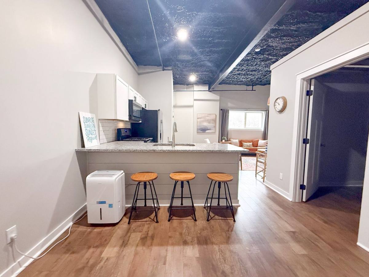 Apartment for rent at 209 S Church St, Livingston, TN 38570