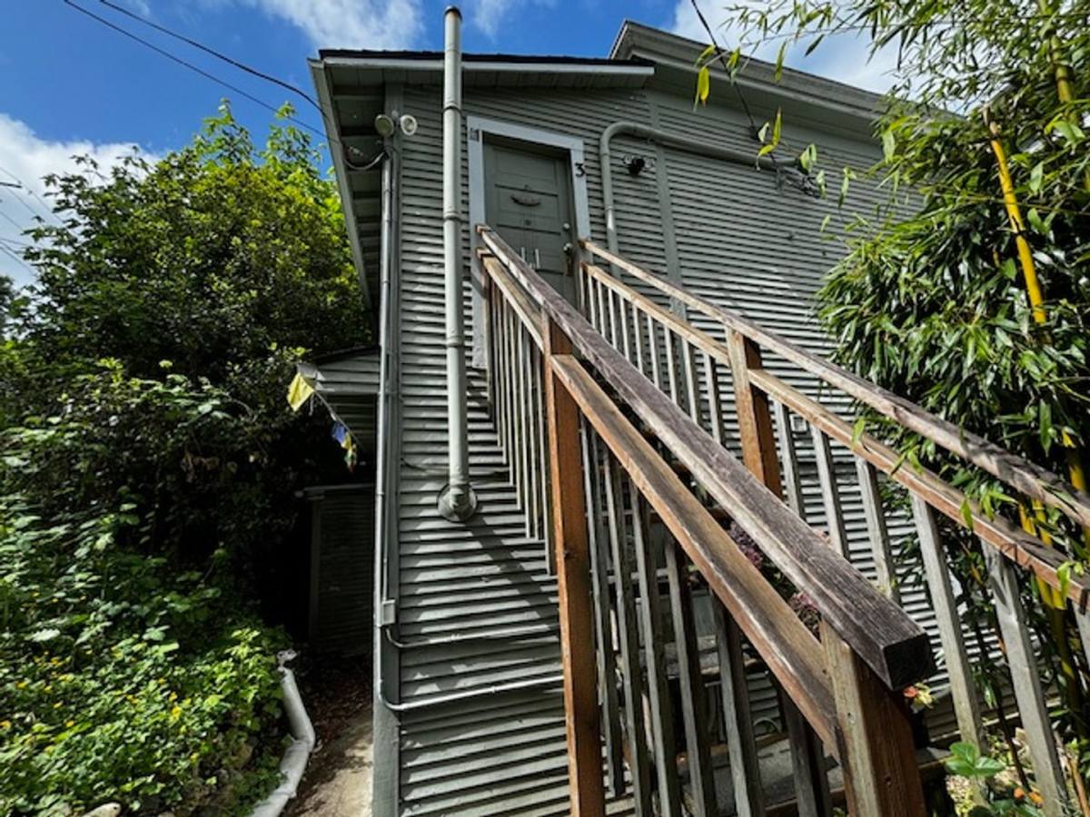 Apartment for rent at 920 N Garden St, Bellingham, WA 98225