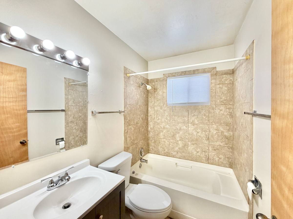 Apartment for rent at 2109-2113 Lake Point Dr, Madison, WI 53713