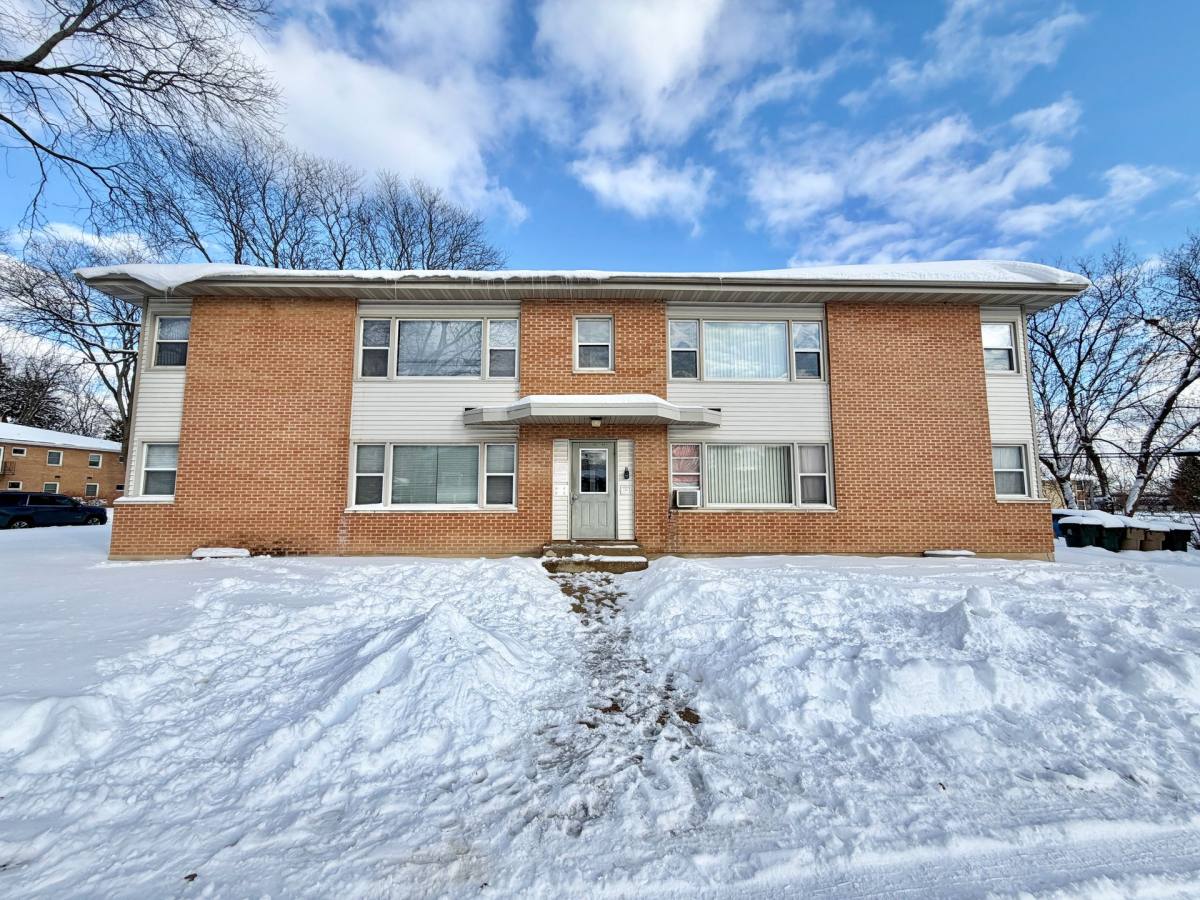 Apartment for rent at 2109-2113 Lake Point Dr, Madison, WI 53713