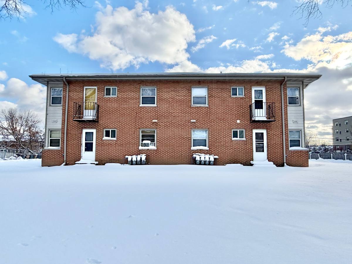 Apartment for rent at 2109-2113 Lake Point Dr, Madison, WI 53713
