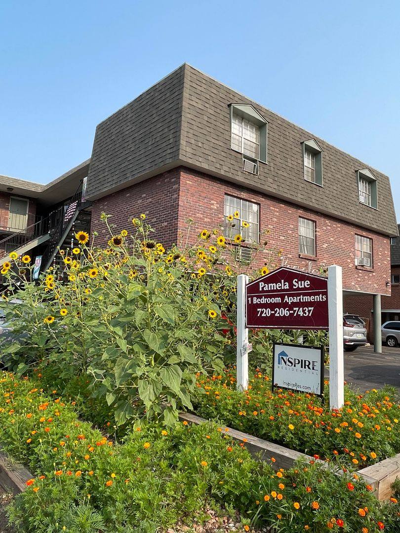 Apartment for rent at 3425 S Marion St, Englewood, CO 80113