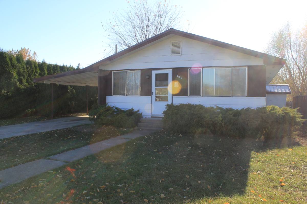 House for rent at 406 W 15th Ave, Ellensburg, WA 98926