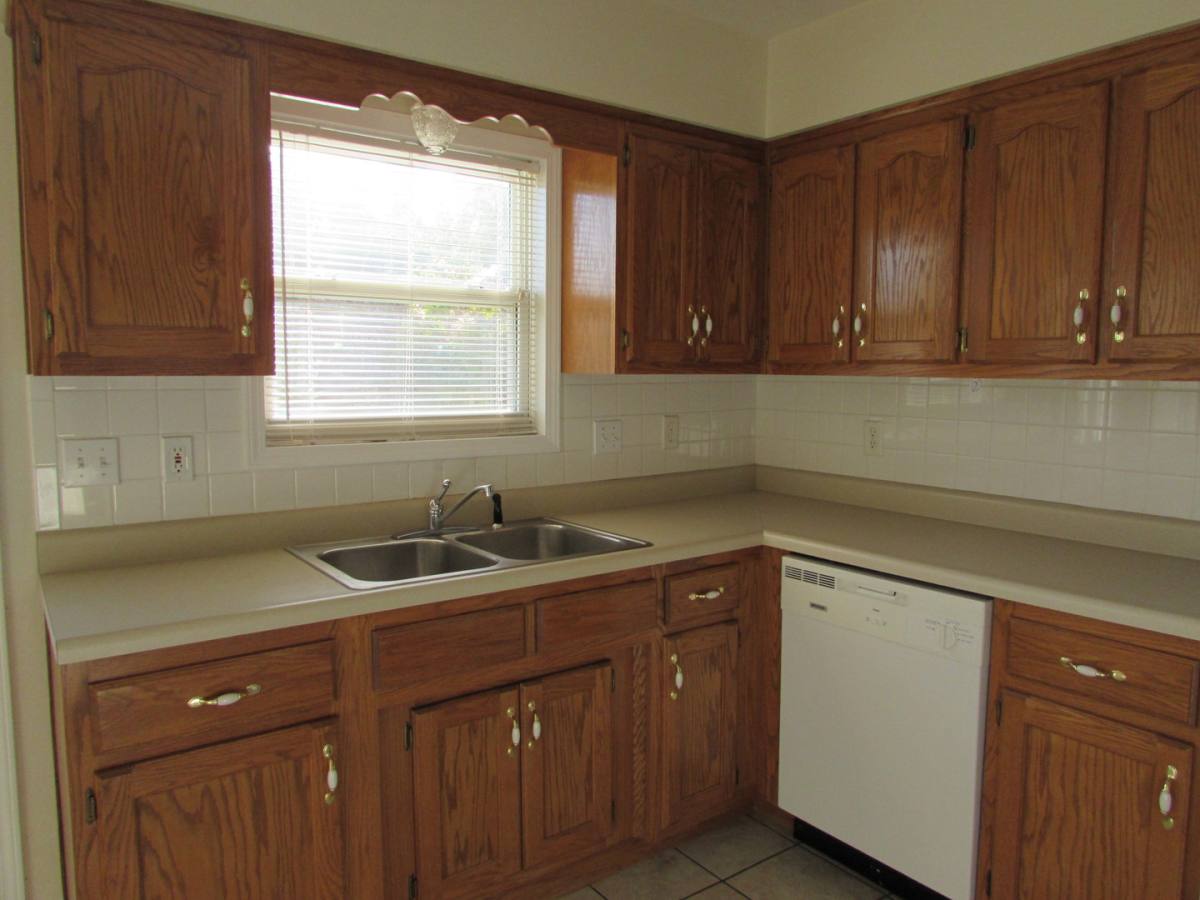Apartment for rent at 20115 Salina Rd, Waynesville, MO 65583