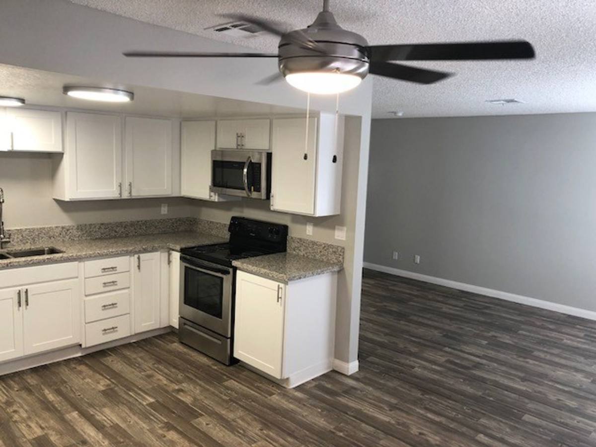 Apartment for rent at 1525 Pinto Lane, Las Vegas, NV 89106