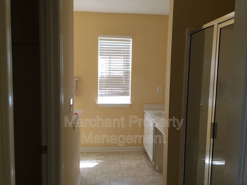 House for rent at 305 Londonderry Court, Greer, SC 29650