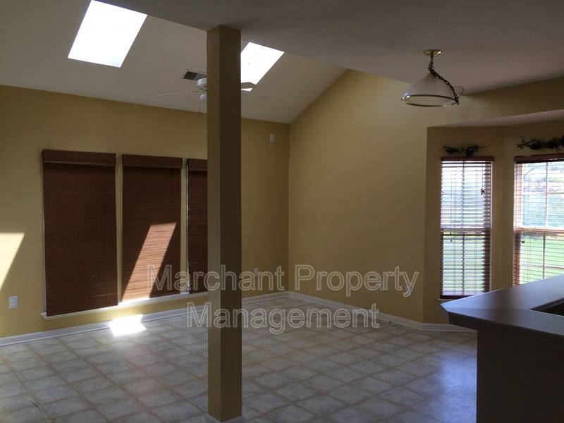 House for rent at 305 Londonderry Court, Greer, SC 29650