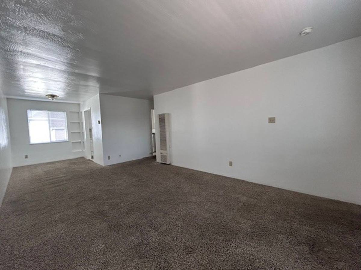Apartment for rent at 905 Santa Clara Ave, Alameda, CA 94501