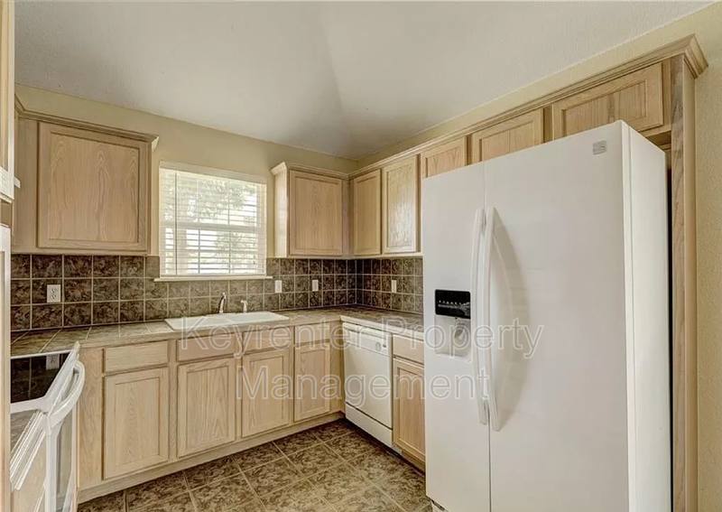 House for rent at 12328 SW 5th St, Yukon, OK 73099