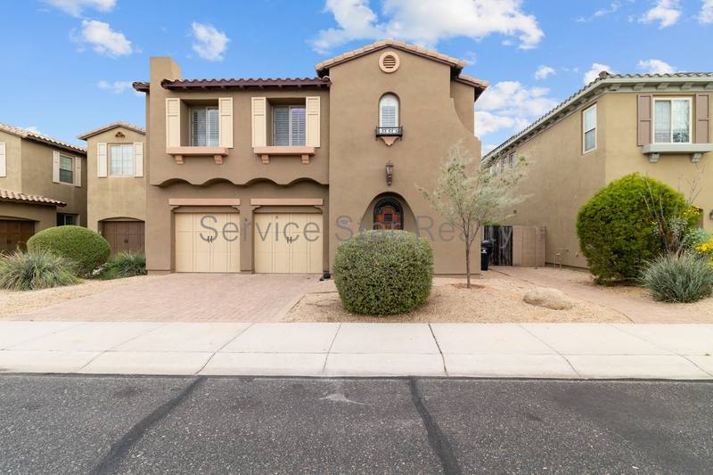 House for rent at 3724 E Robin Lane, Phoenix, AZ 85050