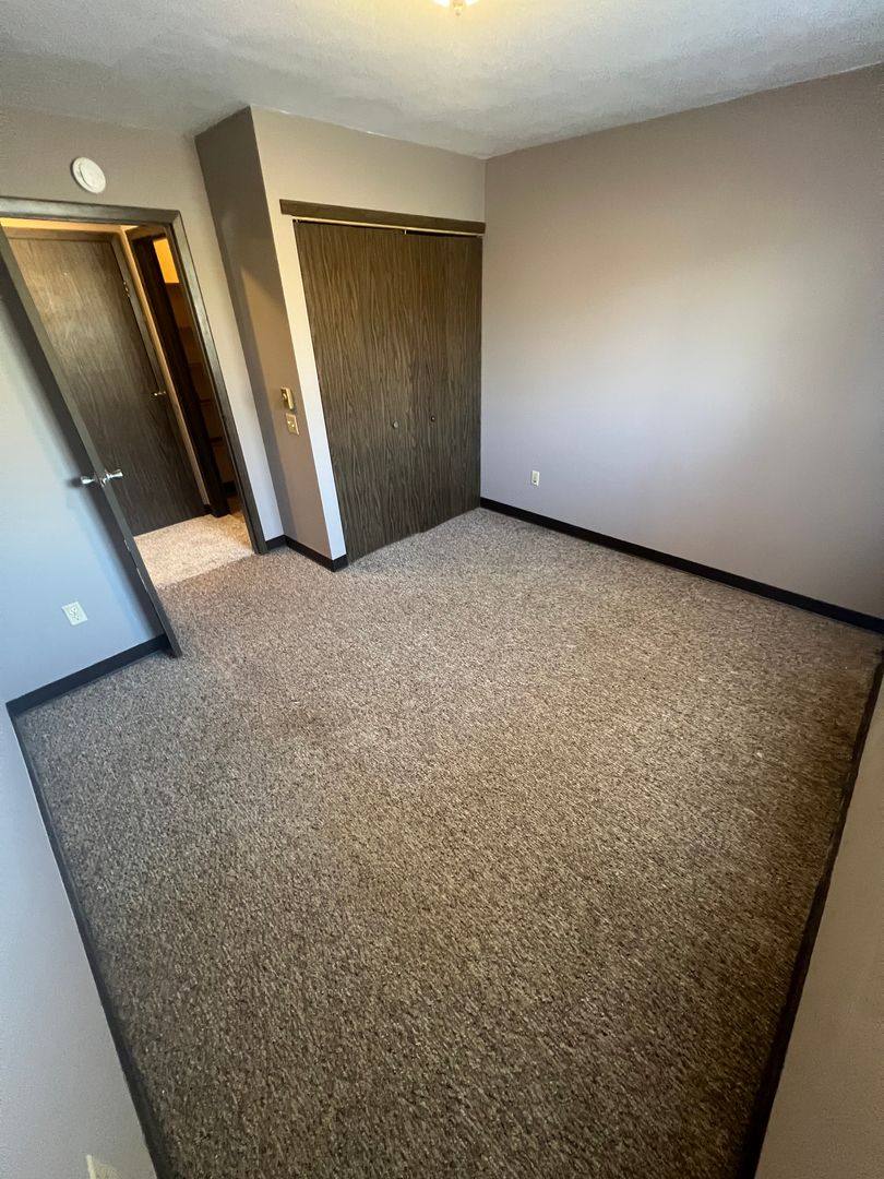 Apartment for rent at 306-314 N Washington St, Groton, SD 57445