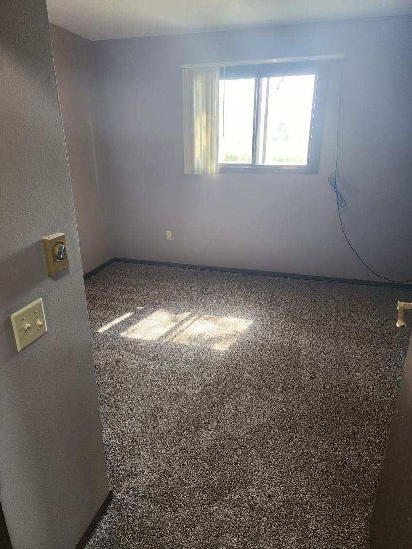 Apartment for rent at 865 Leola Ave, Leola, SD 57456