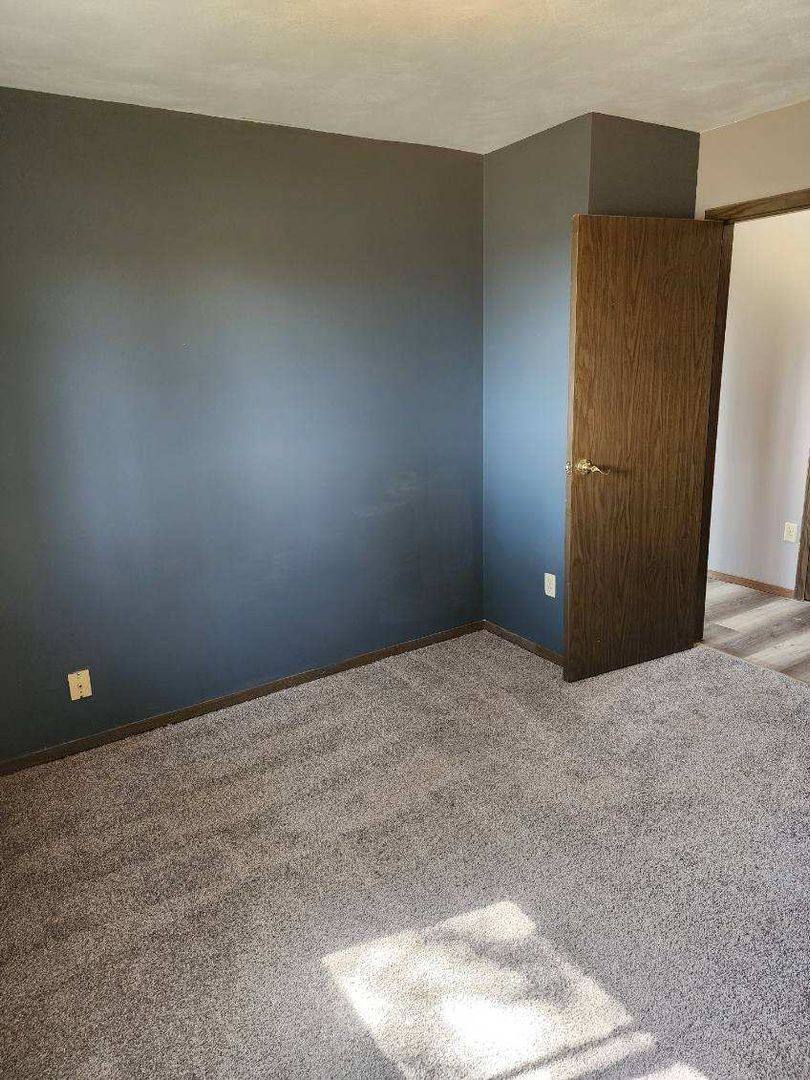 Apartment for rent at 865 Leola Ave, Leola, SD 57456