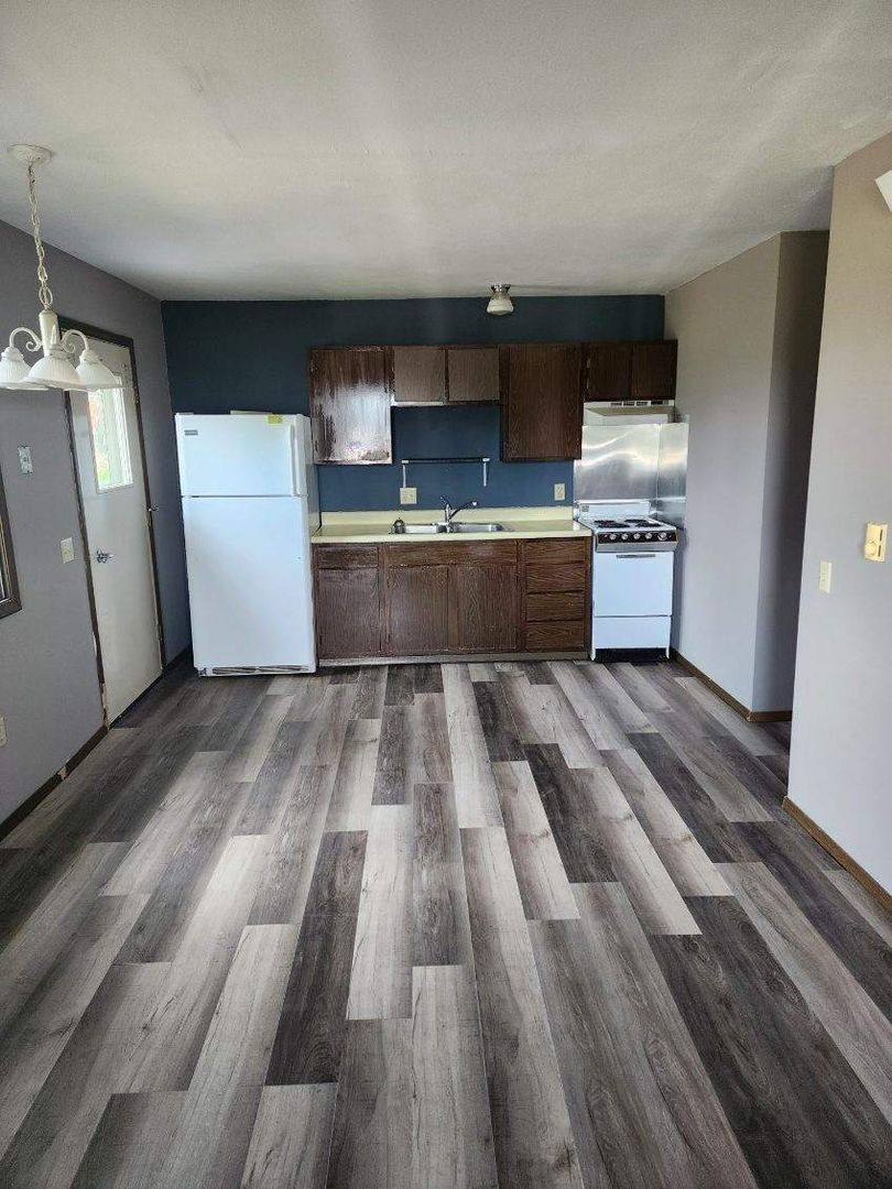 Apartment for rent at 865 Leola Ave, Leola, SD 57456