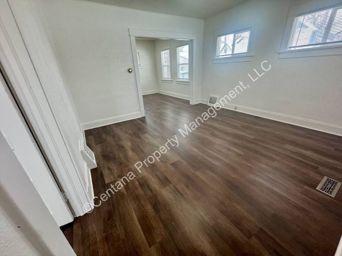 Apartment for rent at 612-614 13th St N, Great Falls, MT 59401