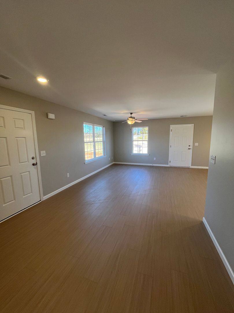 House for rent at 494 Bernice Snow Rd, Greer, SC 29651