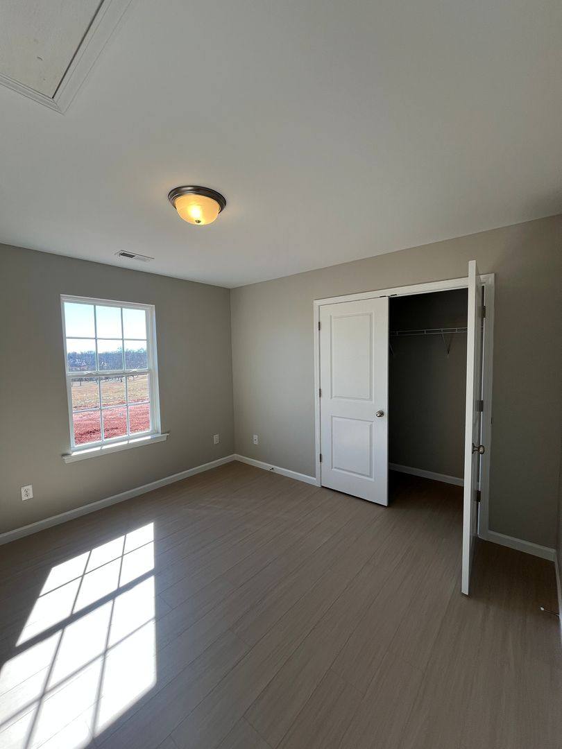House for rent at 494 Bernice Snow Rd, Greer, SC 29651