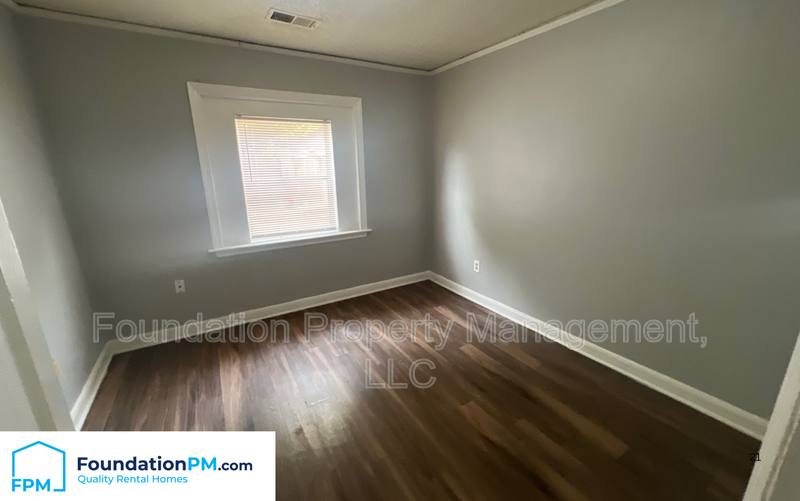 House for rent at 1391 Semmes St, Memphis, TN 38114