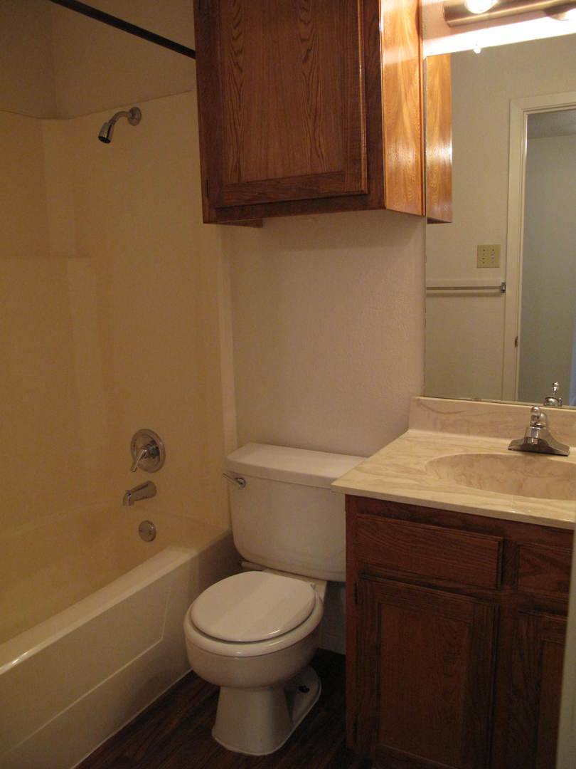 Apartment for rent at 929 W Hickory #B-19, Denton, TX 76201