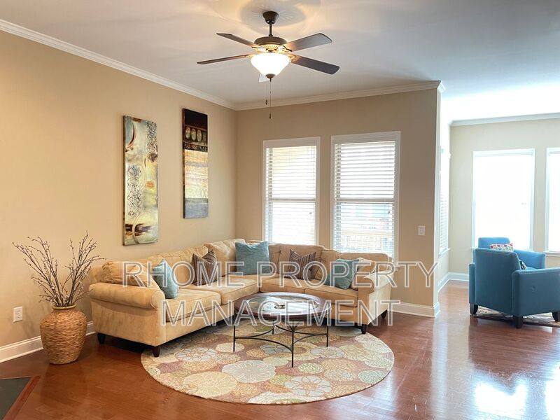 Townhouse for rent at 1145 Parktown Dr, Mableton, GA 30126